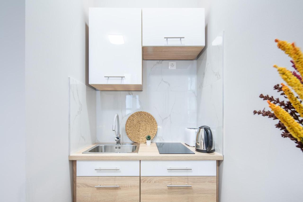 New - Central And Modern Studio Budapest Exteriör bild